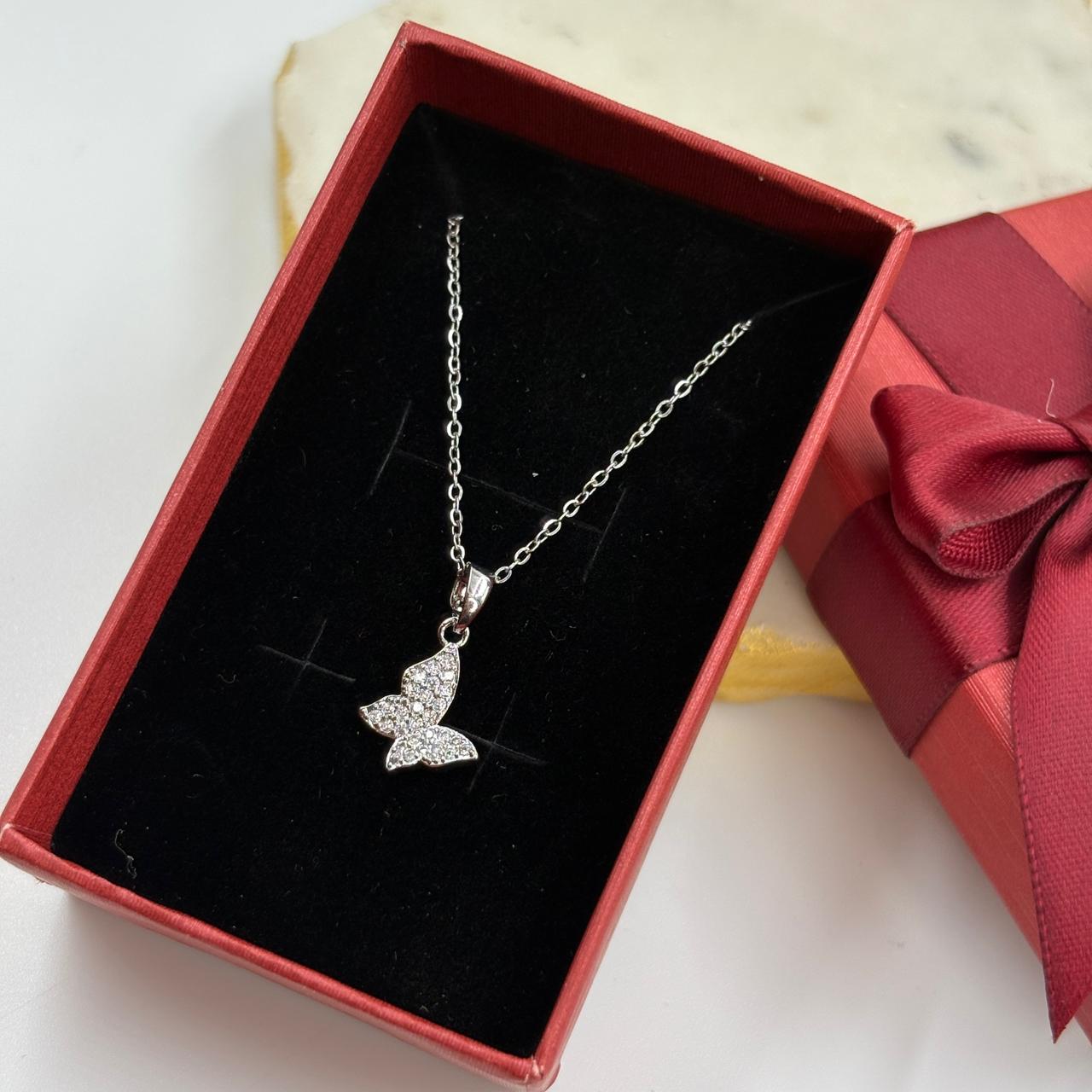 Dainty Wings Necklace ( Silver)
