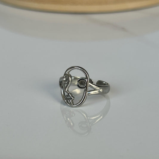 The lady Silver Ring