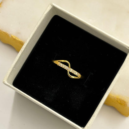 Luna Twist Ring