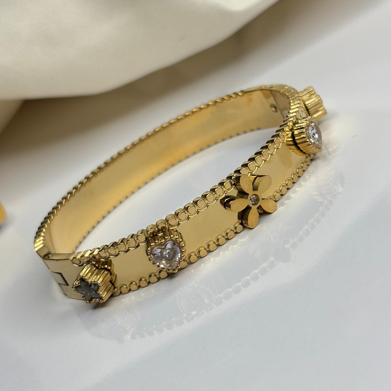 Flory Heart Bracelet