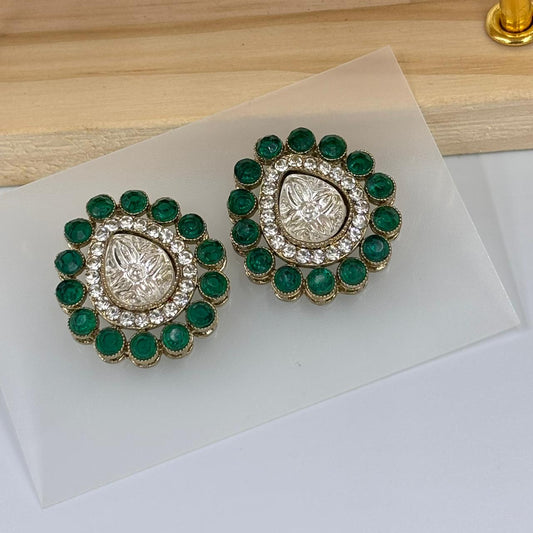 Noor Moisanite Stud Earrings (Emerald)