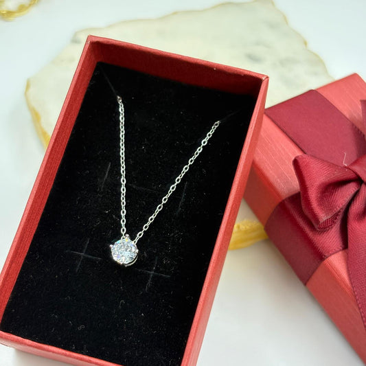 Dainty Alexa Necklace ( Silver)