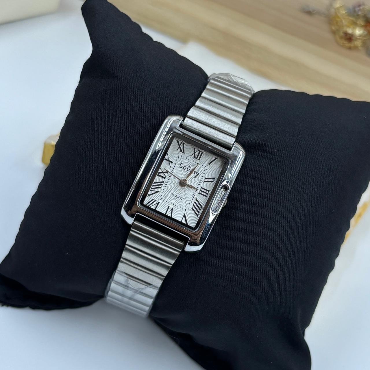 Vintage Watch 045
