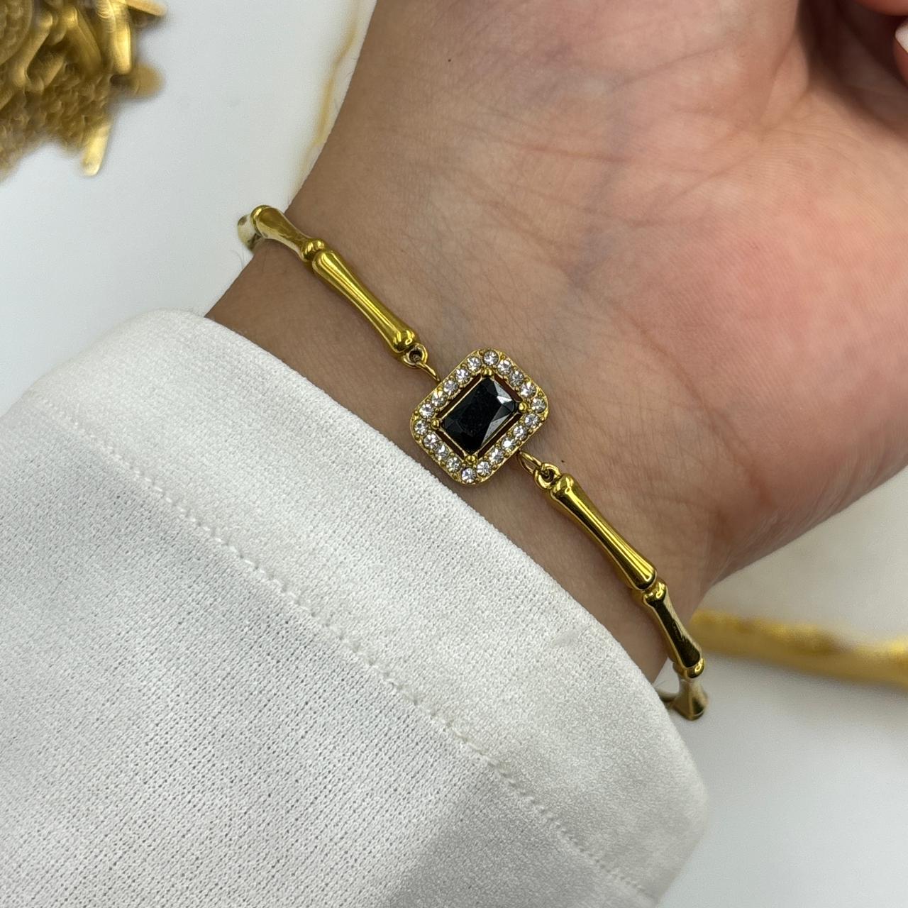 Black Dew Chain Bracelet