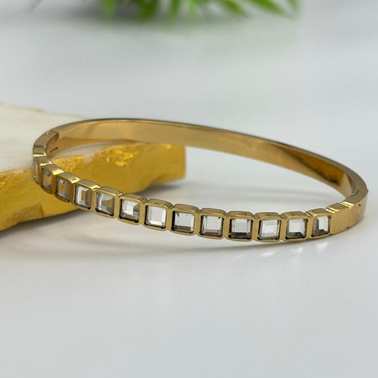 Flux Bracelet  (Small Size-2.2-2.4)