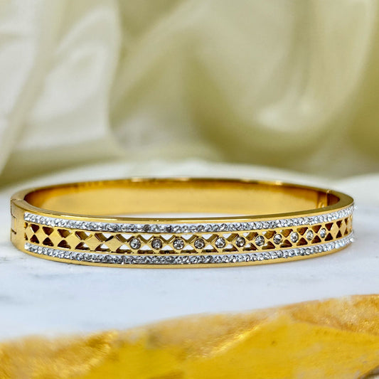Nova Bracelet ( Small - 2.2-2.4)