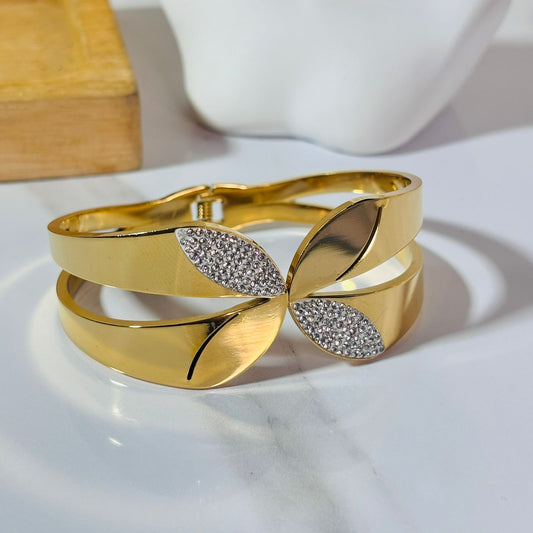 Four Leaf Bracelet
