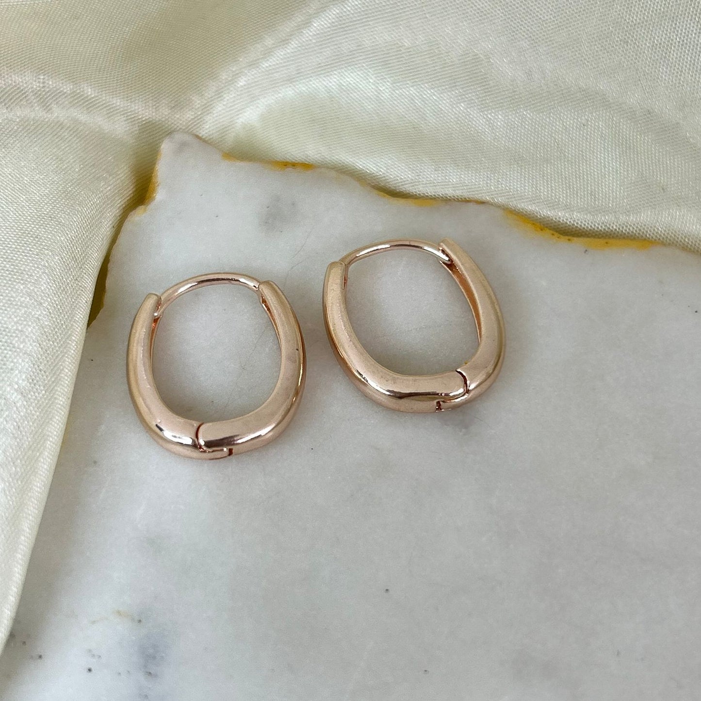 Soft Curve Hoops (Small)
