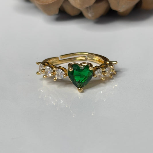 Heartie Emerald Ring