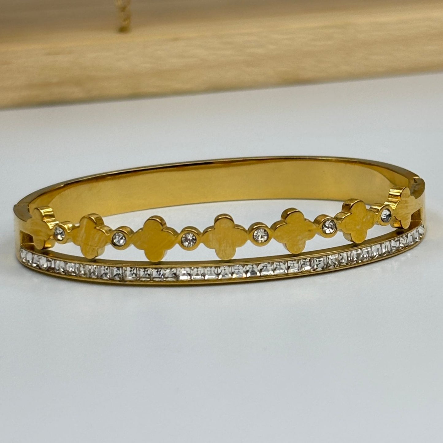 Vintage Clover Bracelet