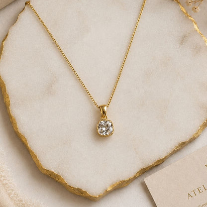 Dainty Mylo Necklace ( Gold )