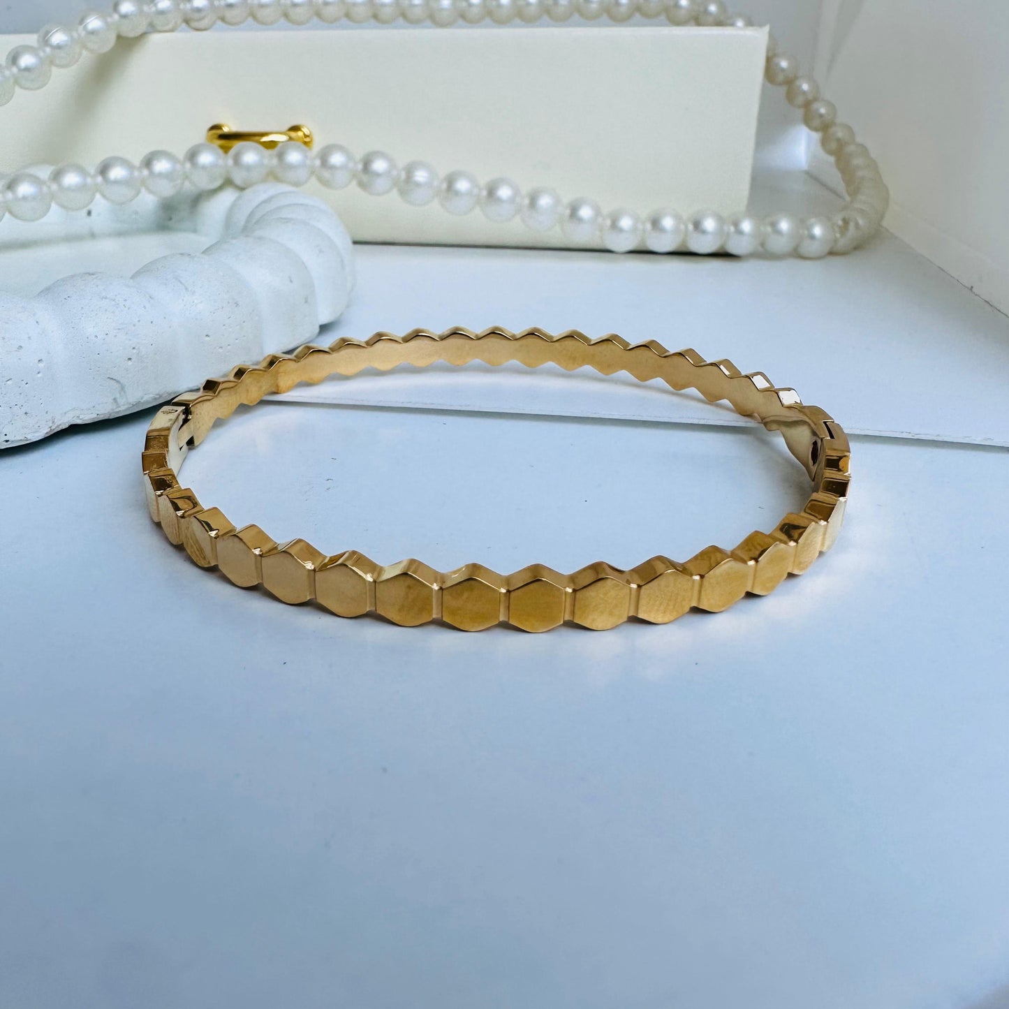 Honeycomb 18K Bracelet