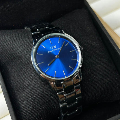 DW 28 mm Round Chain Watch 011