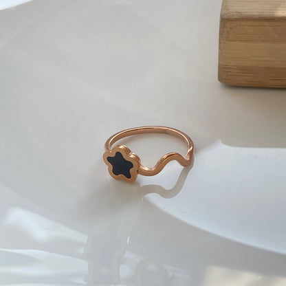 Black Flower Classic Ring