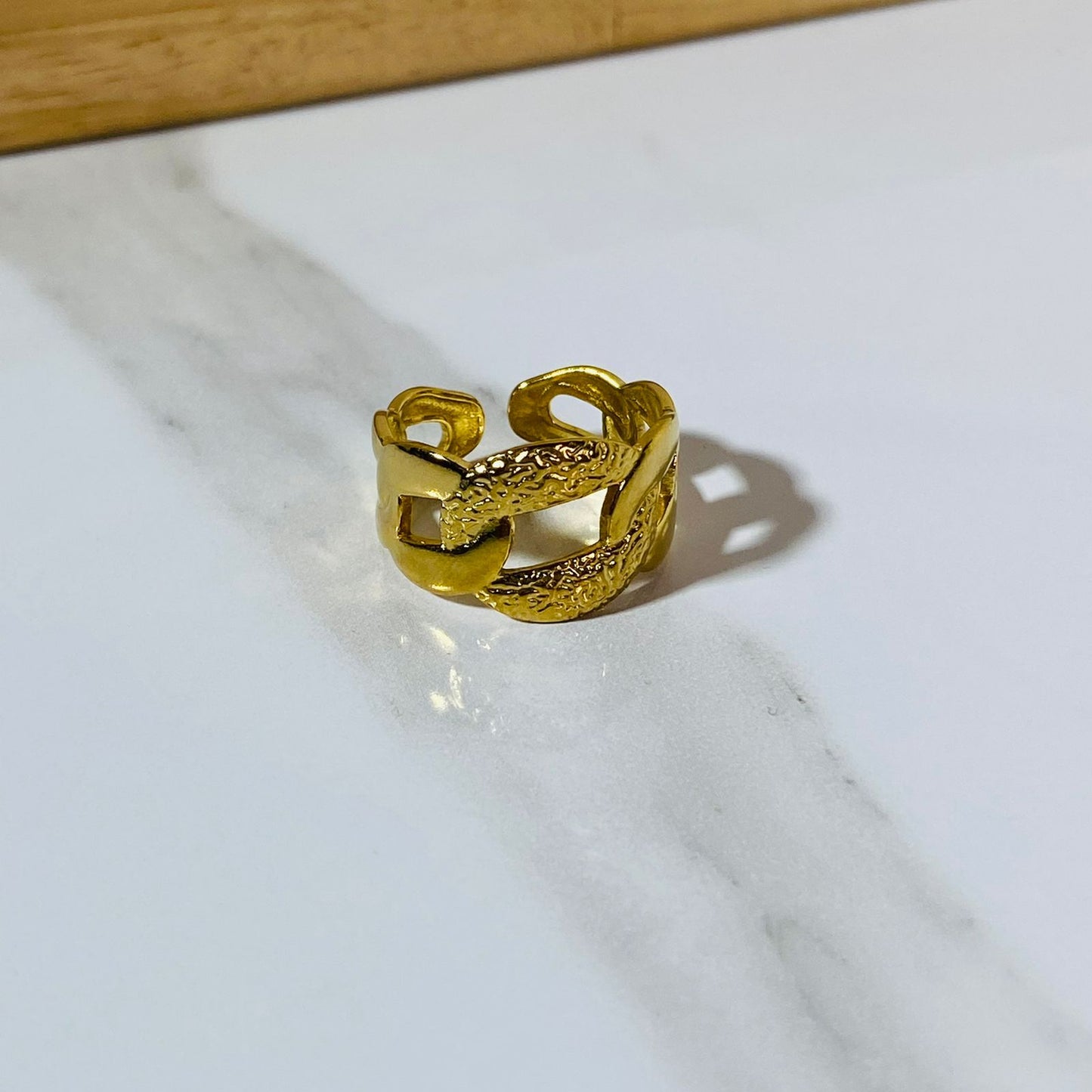 Pebble Link Ring