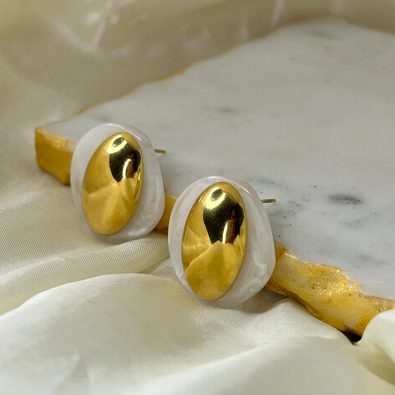 Frosty Pebble Earrings
