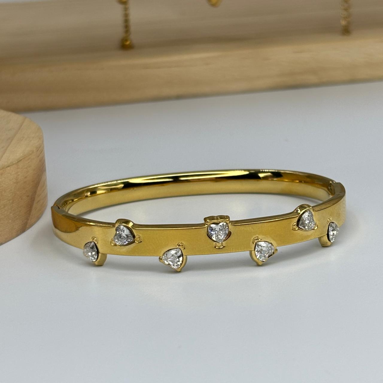 White Heartline Bracelet