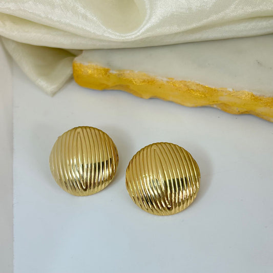 Ribbed Stud Earrings