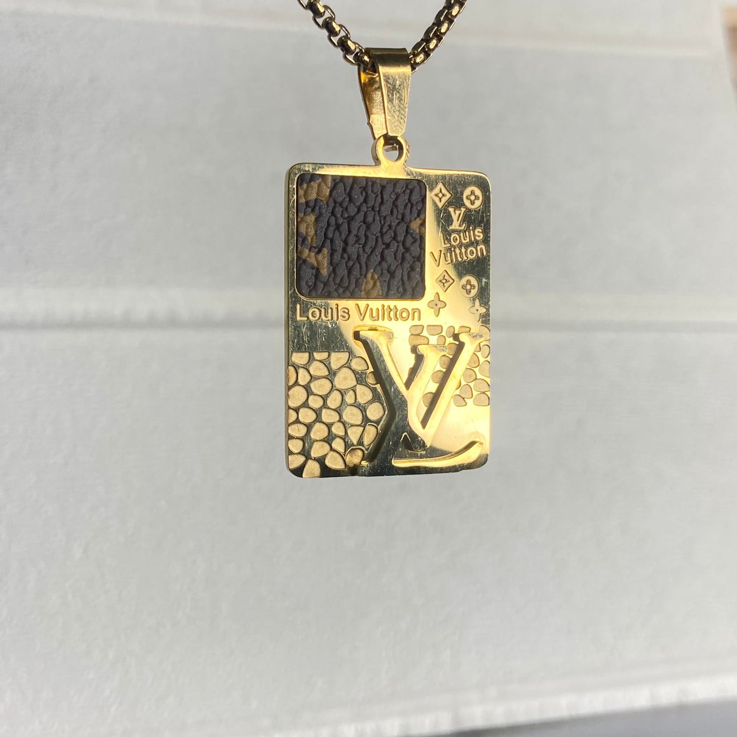 LV Inspired Premium Pendant Chain