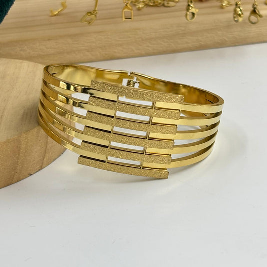 Gold Nior Chunky Bracelet