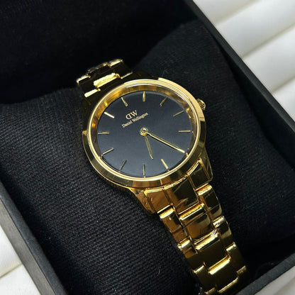 DW 28 mm Round Chain Watch 06