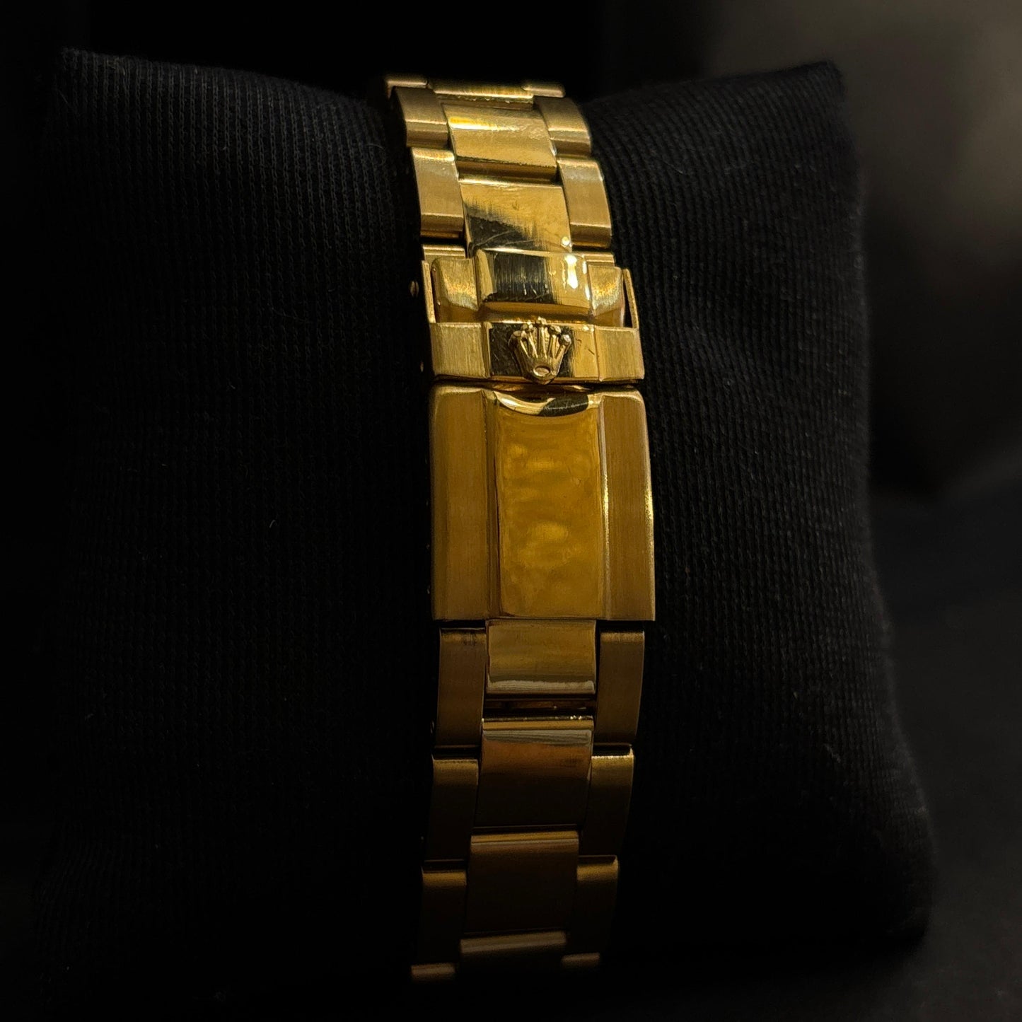 Ro-lex Gold Chronograph Watch