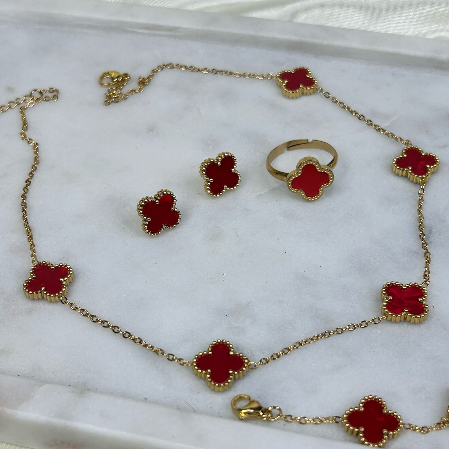 Red Clover Jewellery Set