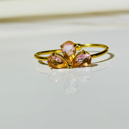 Kyra Pink Ring •