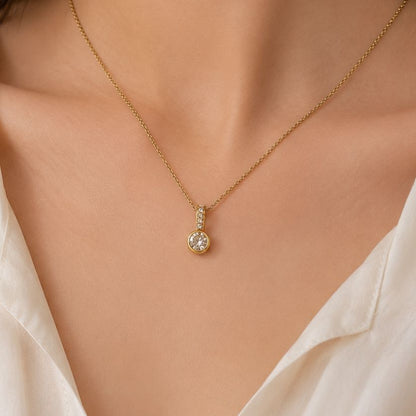 Dainty Solitaire  Necklace ( Gold )