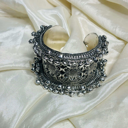 Gul Adjustable Oxidise Bracelets