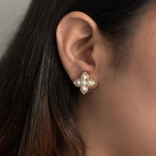 Pure Spark Pearl Clip-On Earring