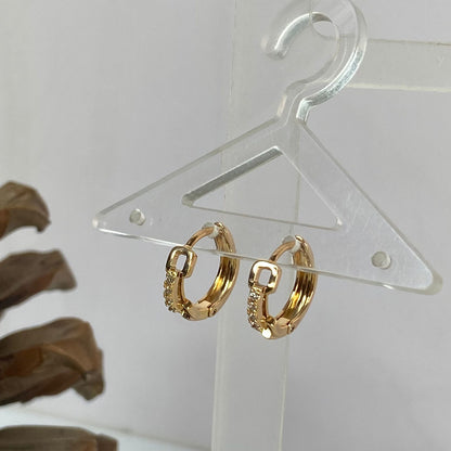 Mini Chloe Hoops