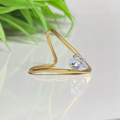 V Vanki Solitaire Ring