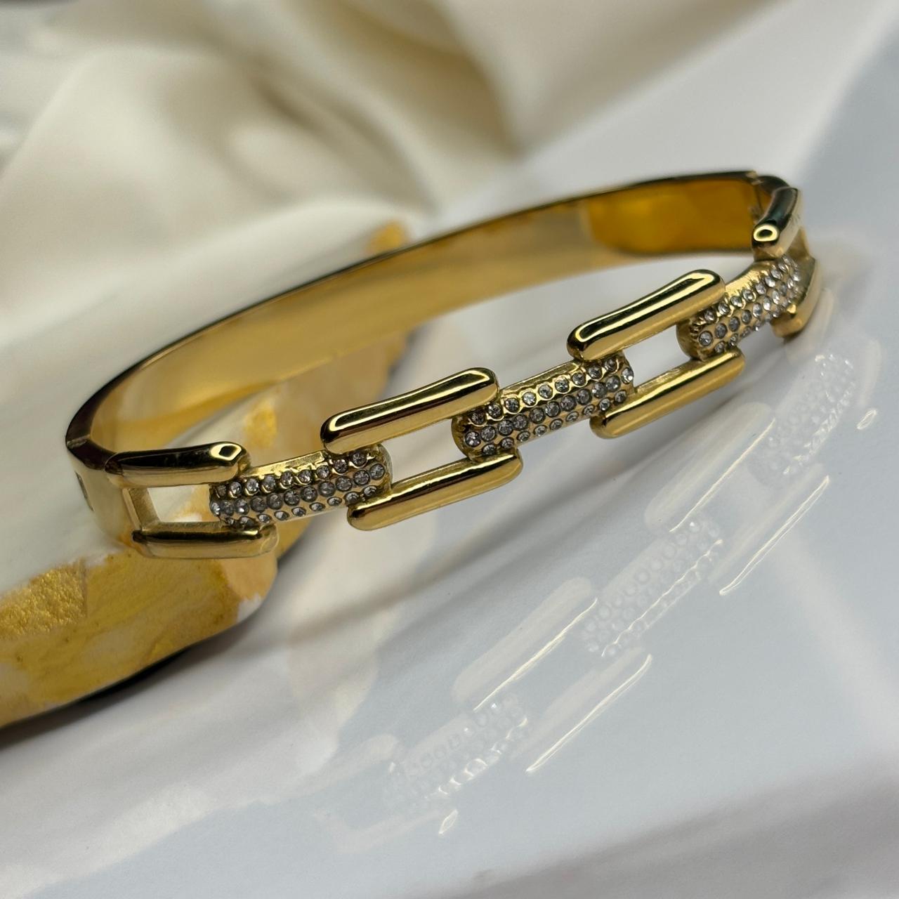Link Luxe Bracelet