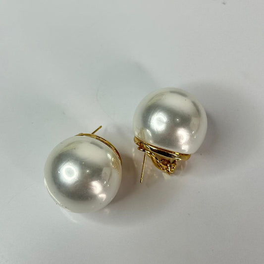 Big Pearly Earrings