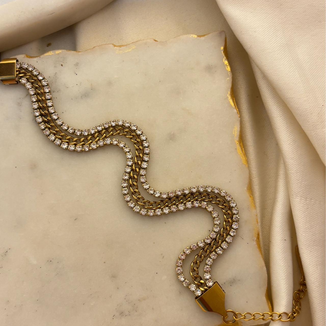 Starlit Luxe Chain Bracelet