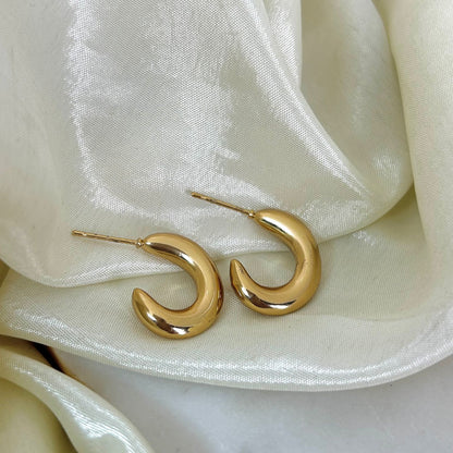 Luxe Curve Hoops