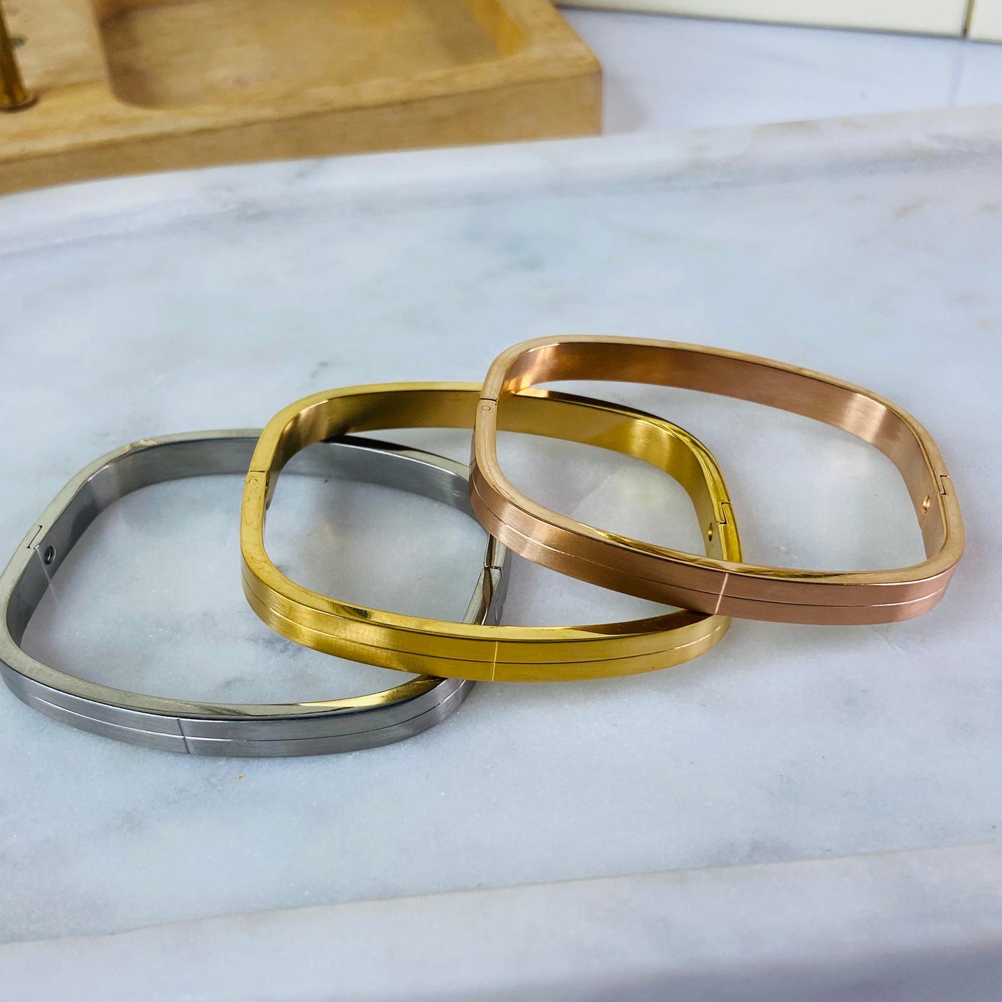Square Classic Bracelet ( Small- 2.2-2.4 size) hi
