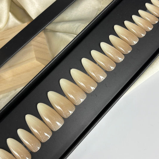 Ombré Cat Eye Nails 05