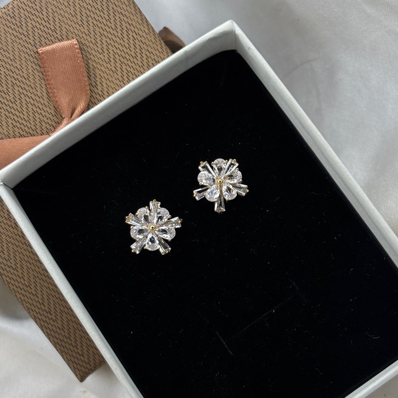Bloom Studs