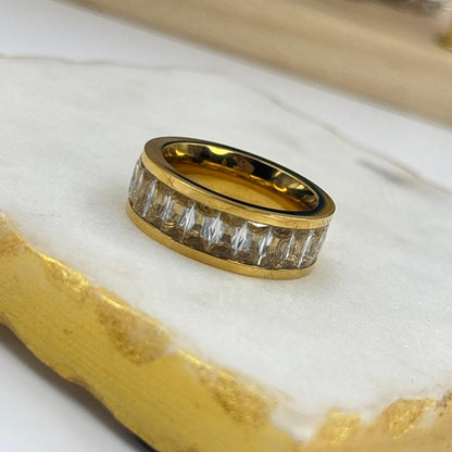 Eterna Luxe Ring