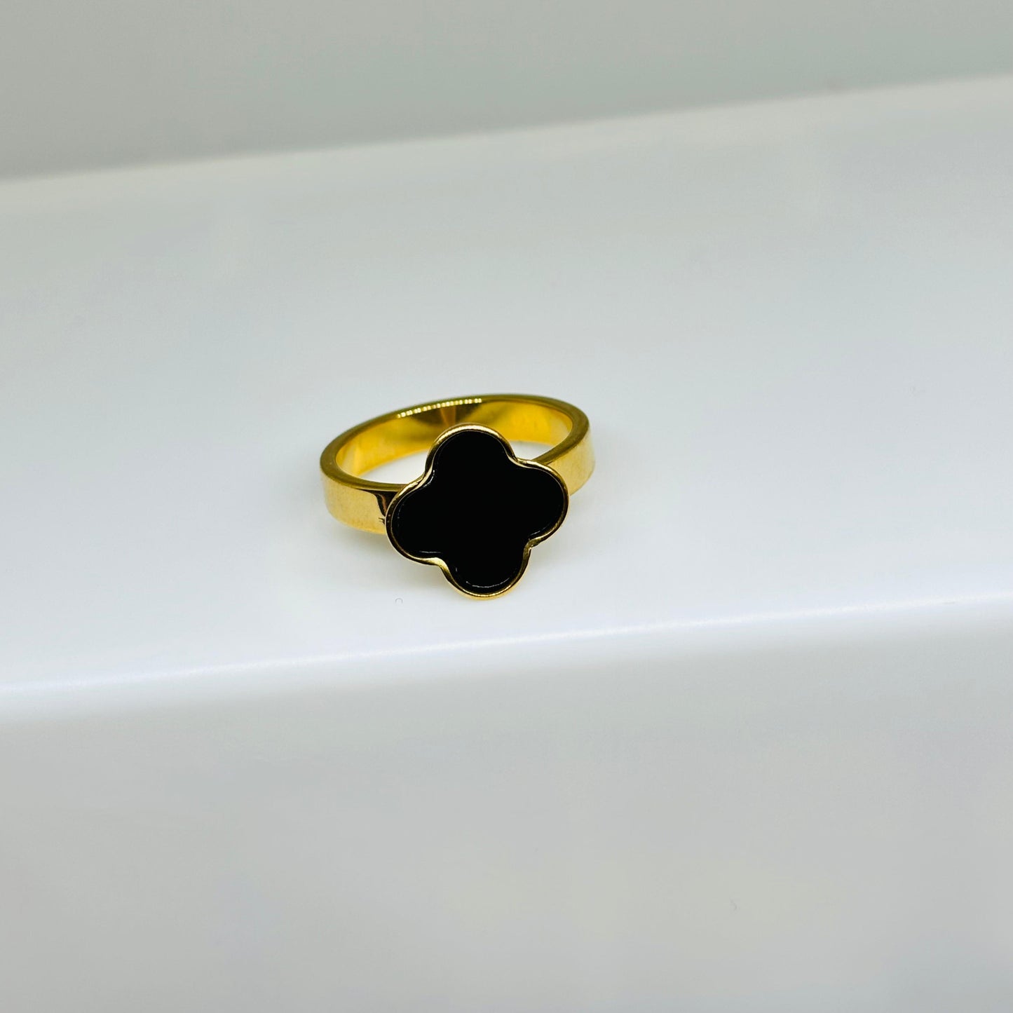 Unisex Clover Ring