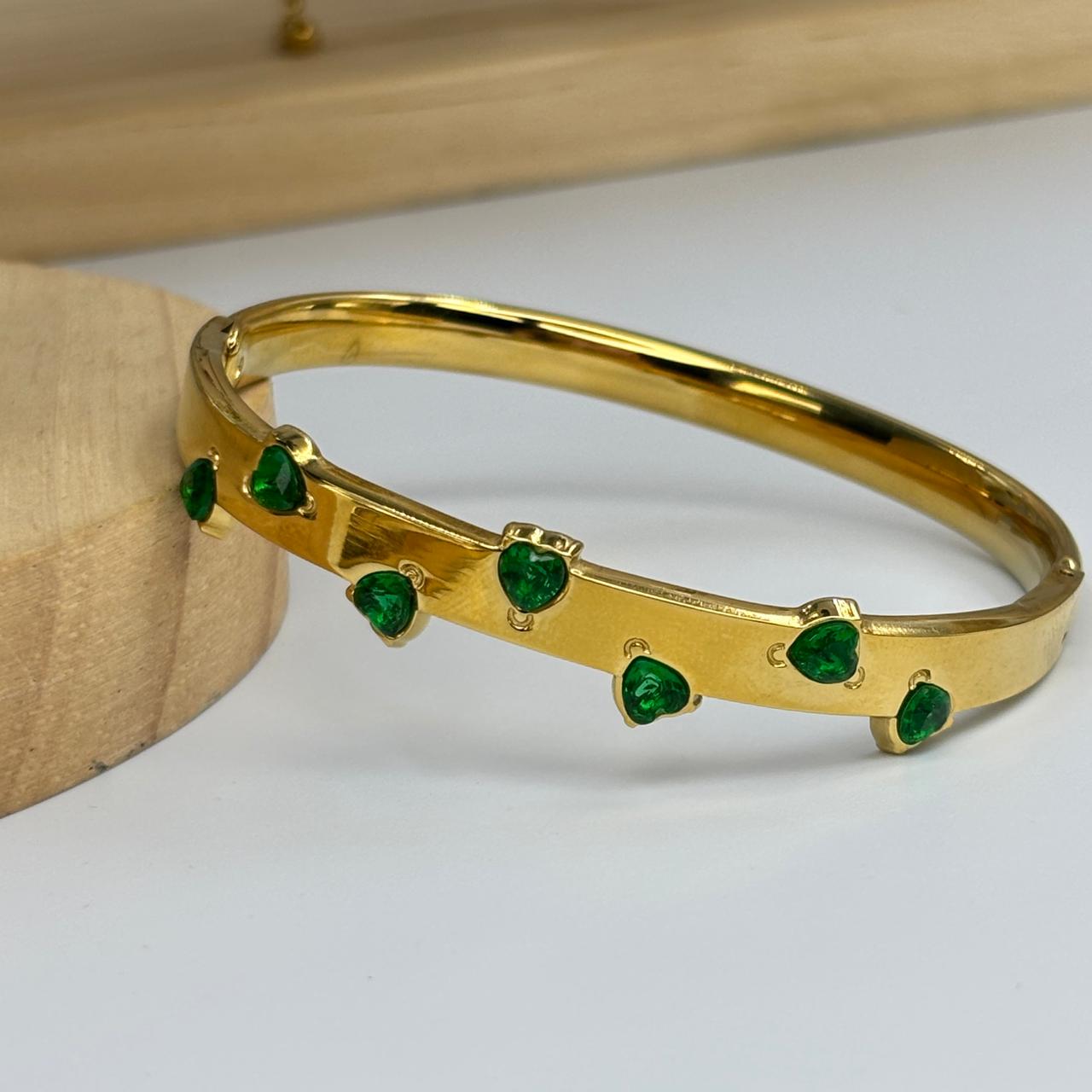 Emerald Heartline Bracelet