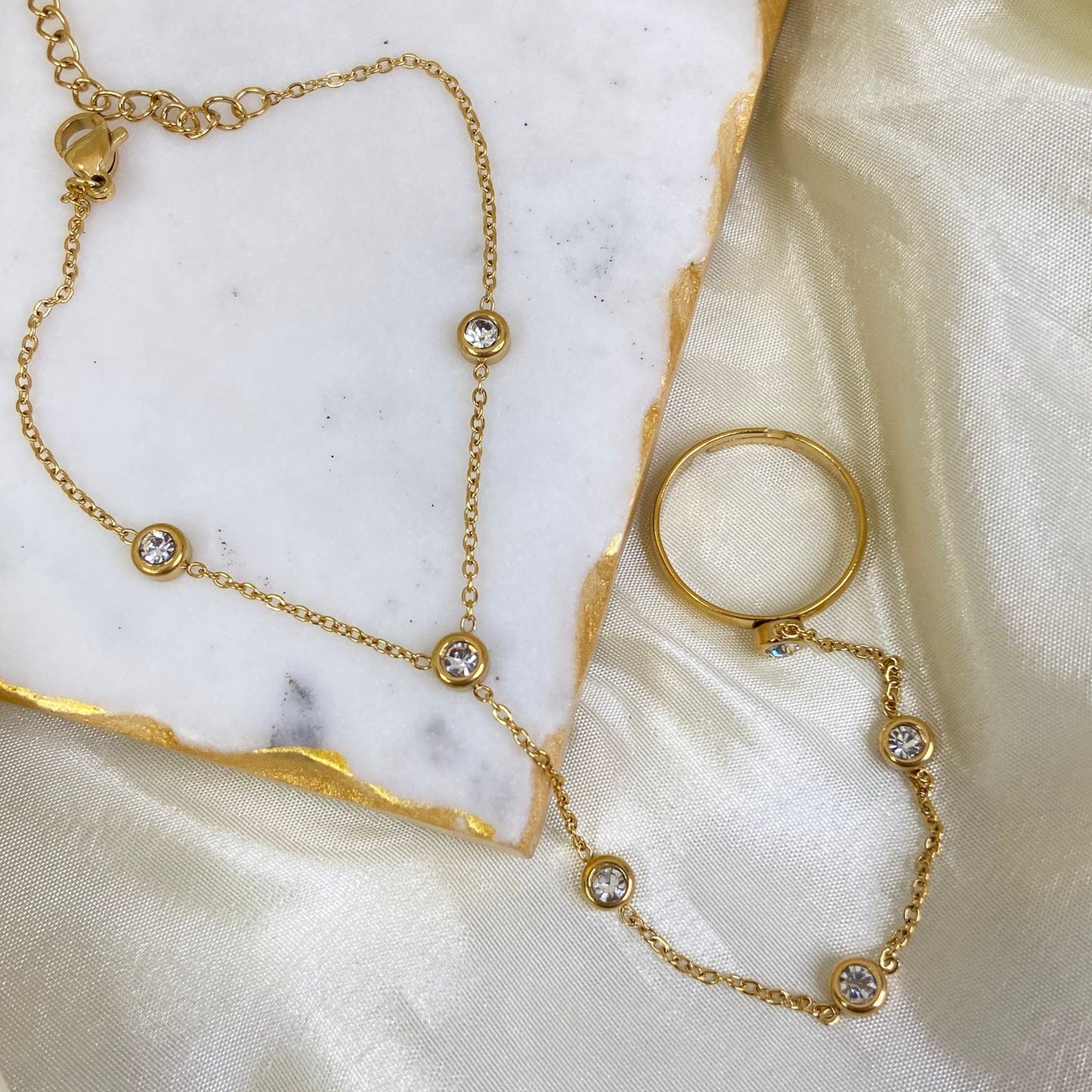 Savana Hand Chain
