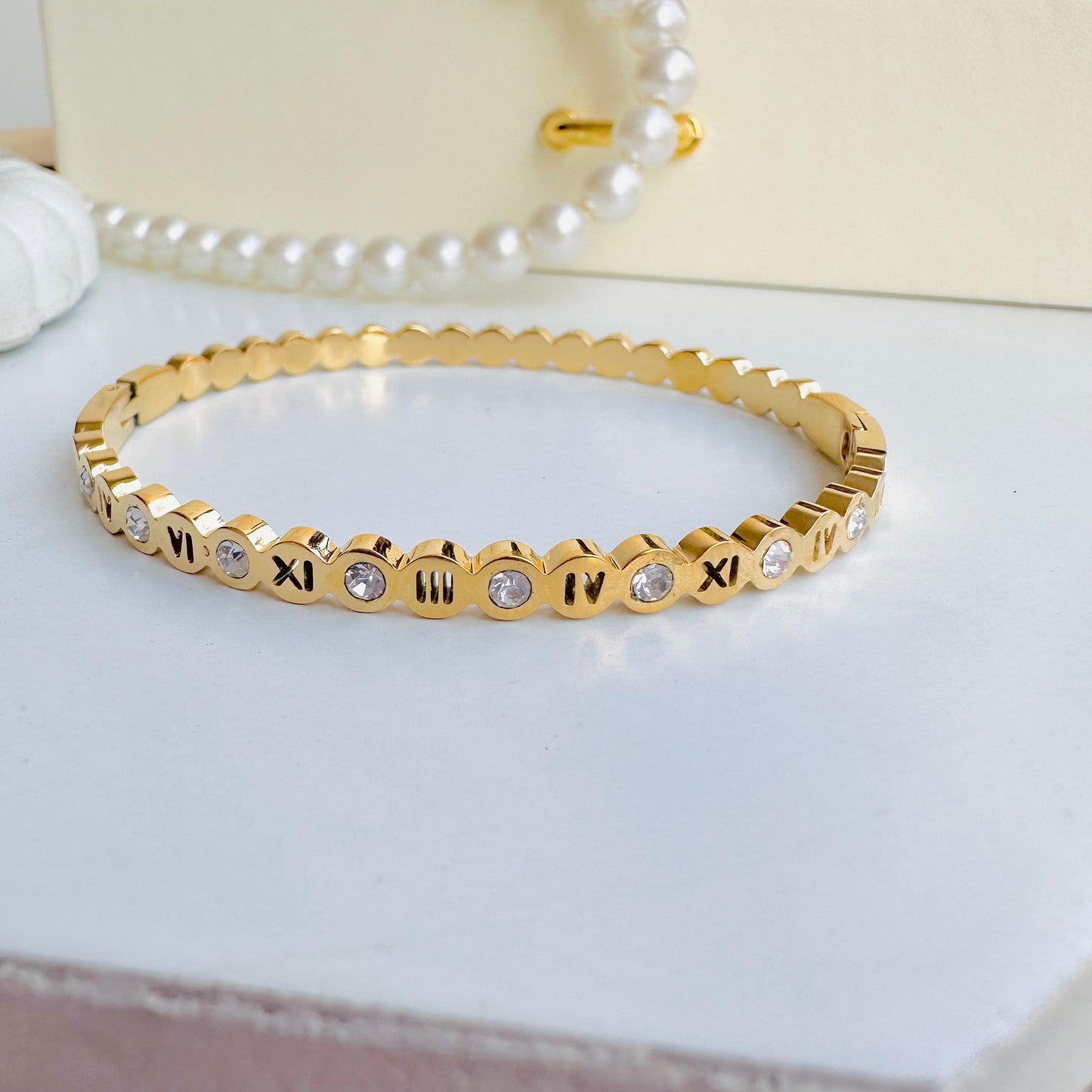 Roman Studded 18K Bracelet