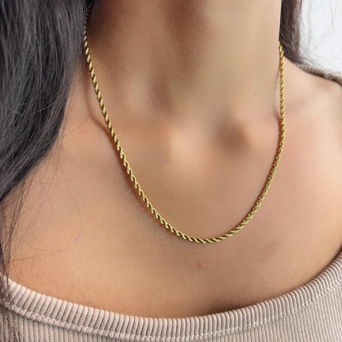 Twisted Minimal Necklace