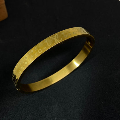 Classic GCCI 18K Cuff Bracelet