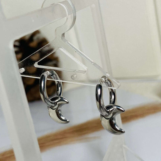 Detachable Moon Hoops