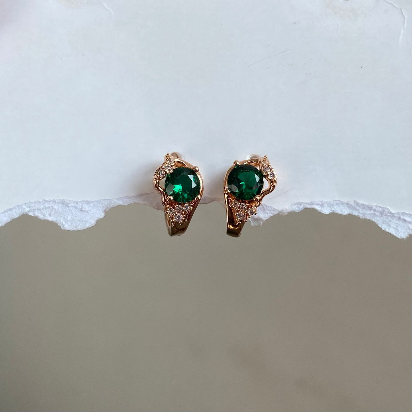 Laila Mini Luxe Hoops (Emerald)