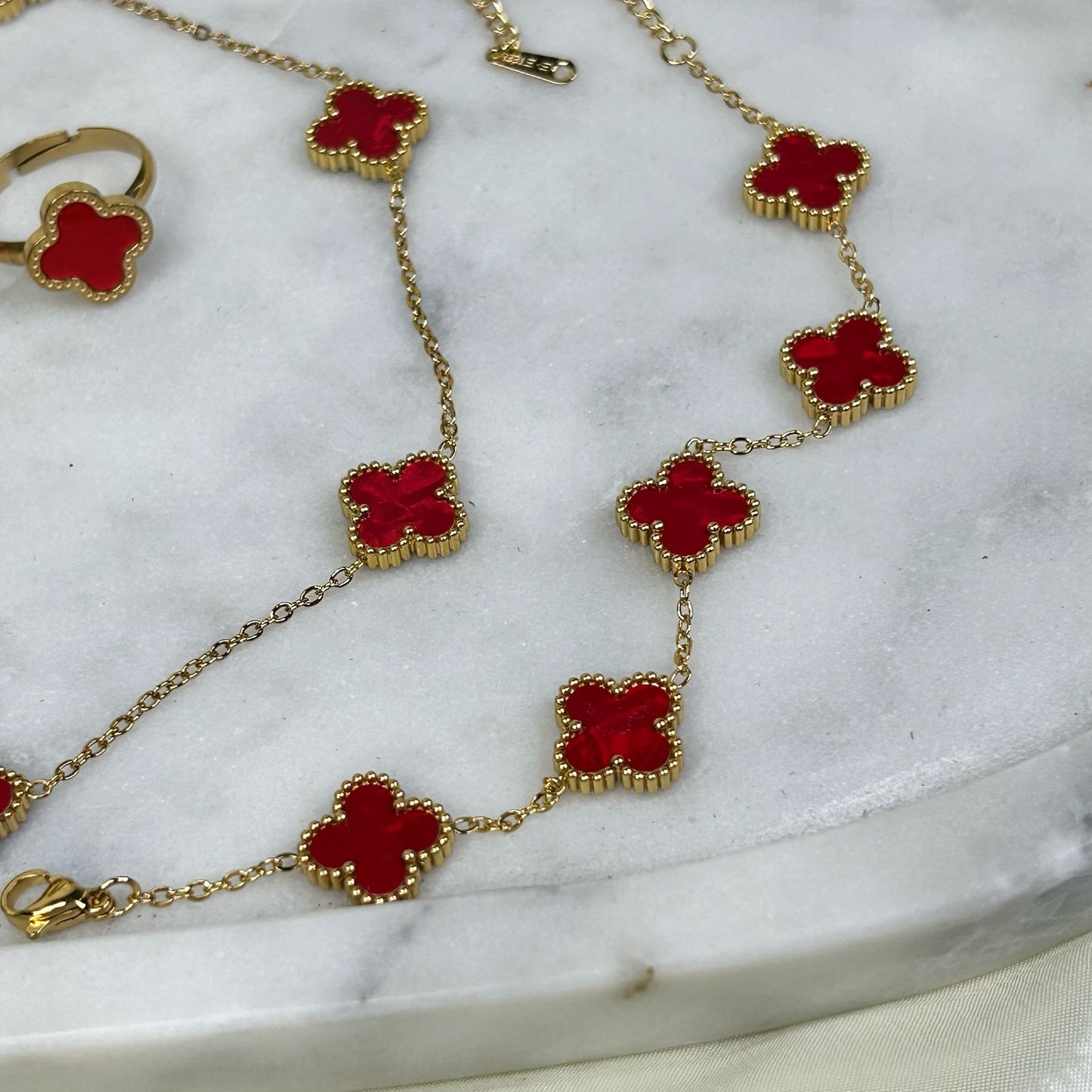 Red Clover Jewellery Set